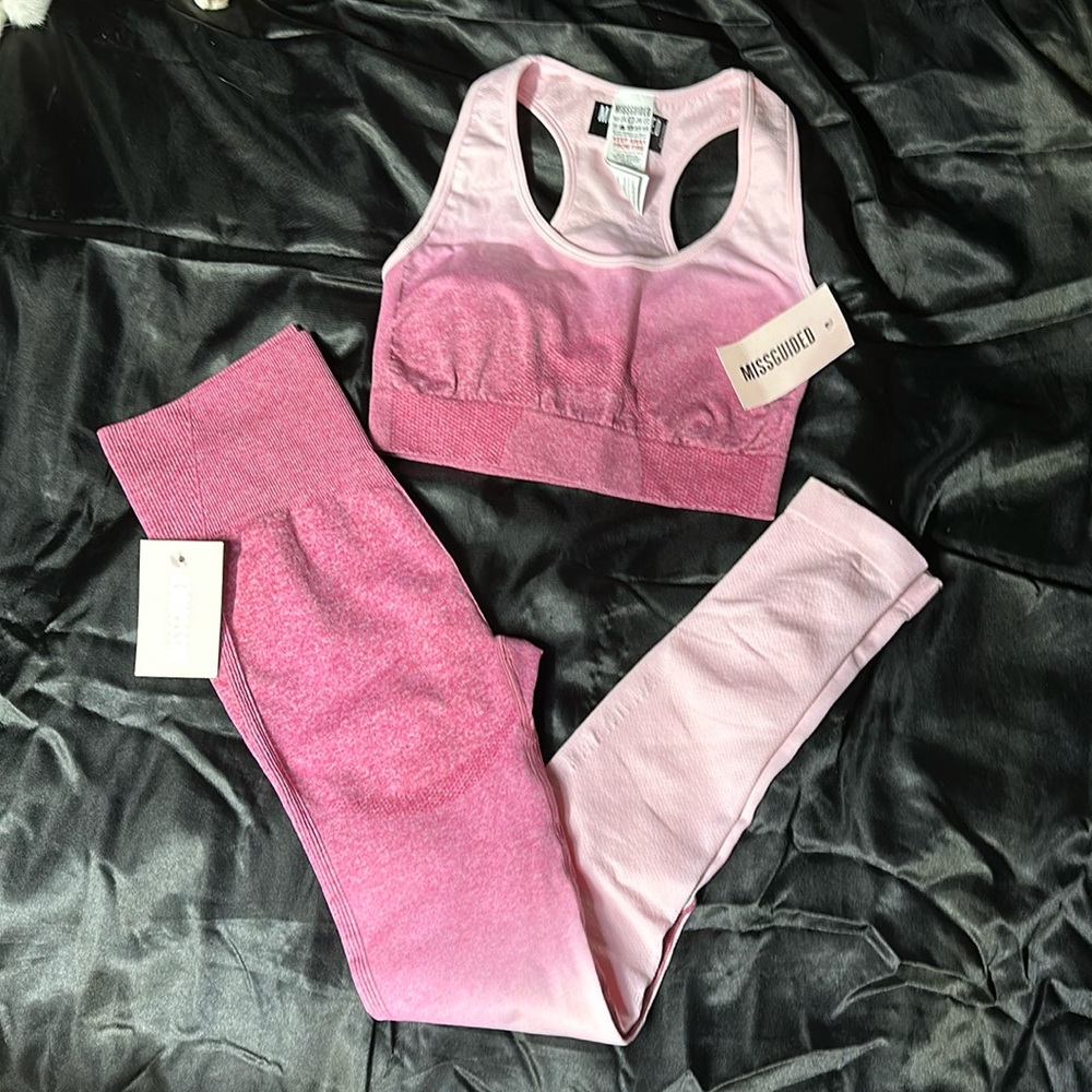 NWT Missguided Seamless ombré leggings and matching sports bra. Sold as set.